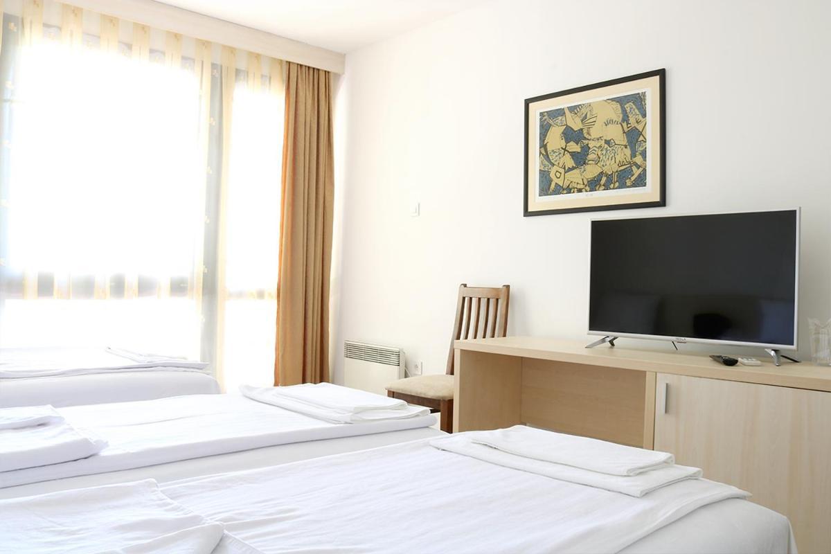 Hotel Pela أوهغيد المظهر الخارجي الصورة