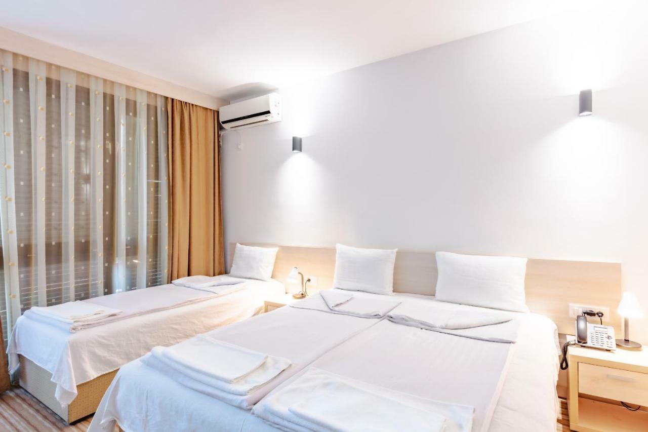 Hotel Pela أوهغيد المظهر الخارجي الصورة